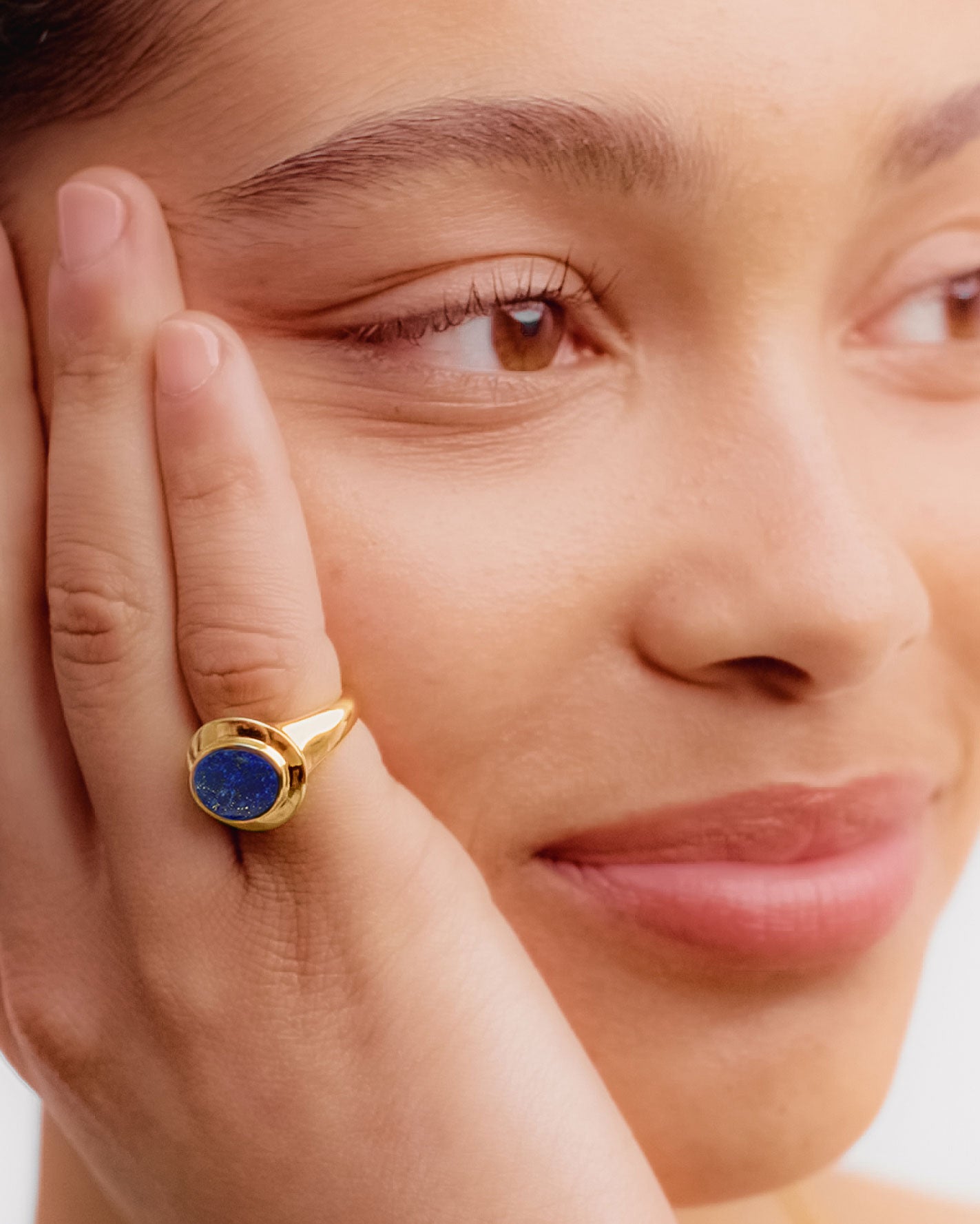 Rita Ring 18k Gold Chunky Ring WIth Blue Lapis Stone