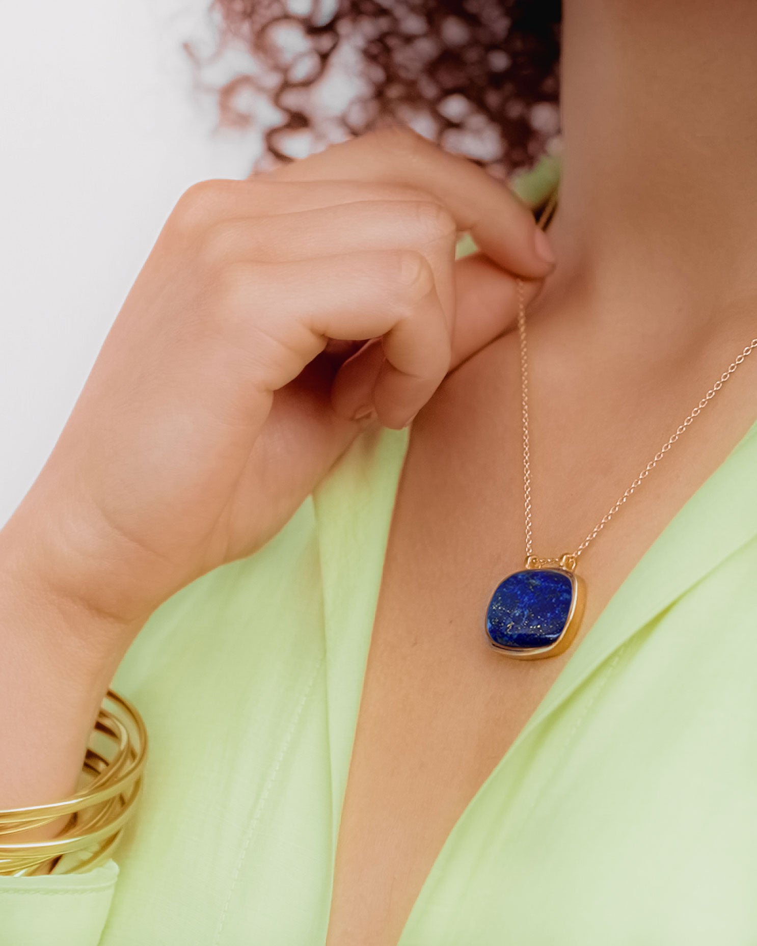 Rita Necklace 18k Gold Thin Chain Necklace With Blue Lapis Stone