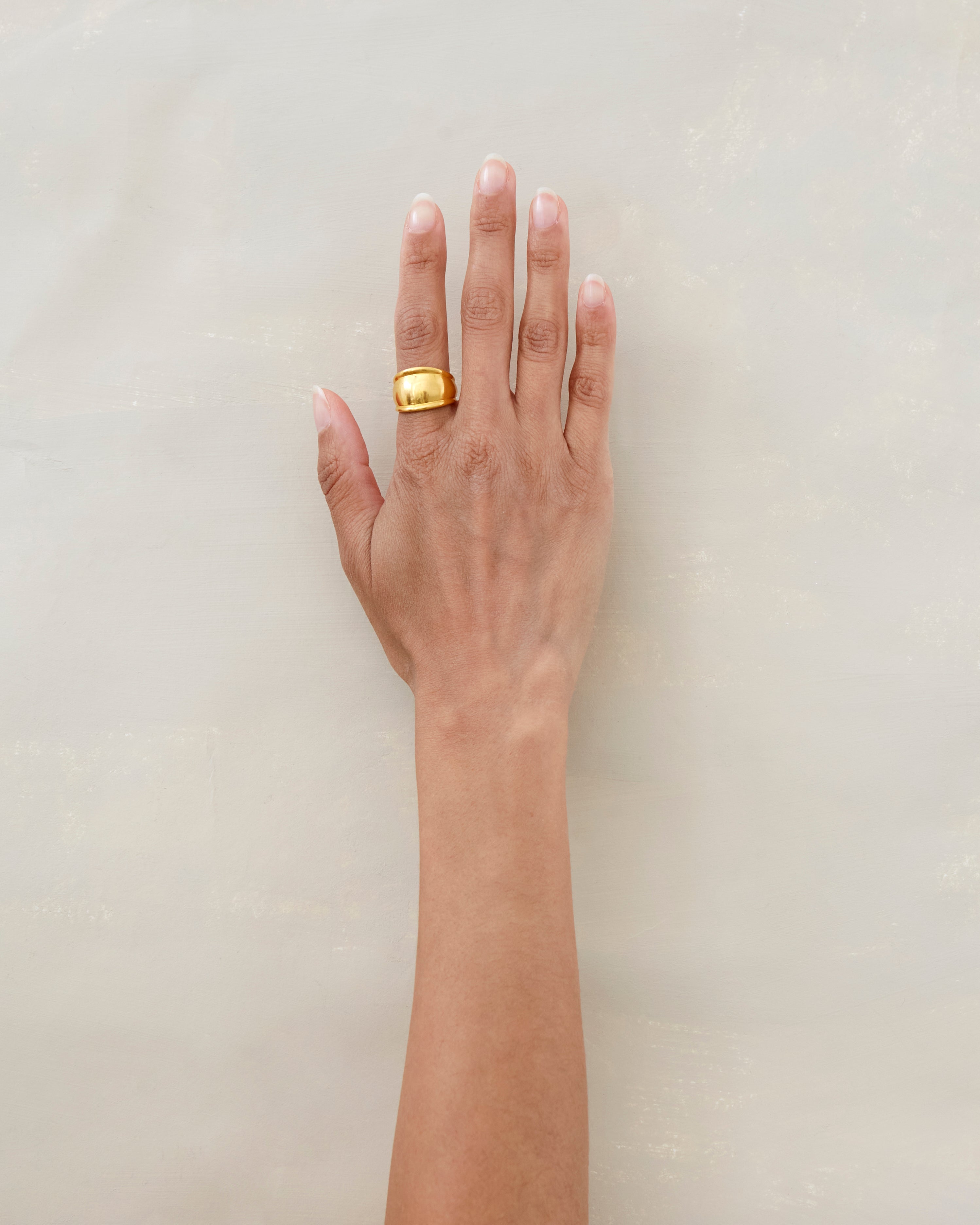 Zoe Ring 18k Gold Dome Ring